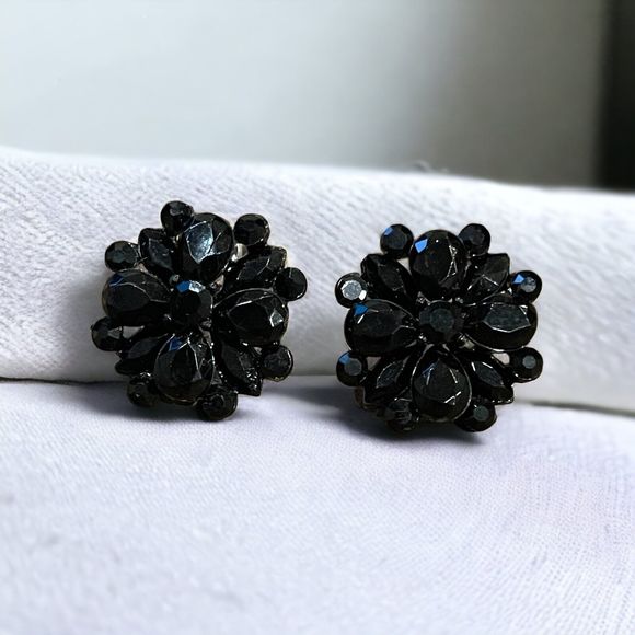 Vintage Acrylic Black Rhinestone Japanned Back Pierced Earrings Disc Back - Picture 6 of 6